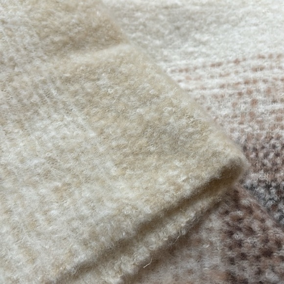 STEVE MADDEN Striped Ombré Kimono - Picture 7 of 10